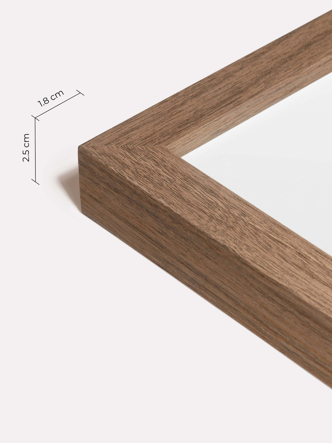 Classic Frame, Walnut, A3 - Close-up view